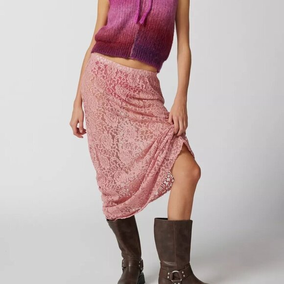 NWT Urban Renewal Remade Pink Lace Maxi Skirt - Picture 6 of 6